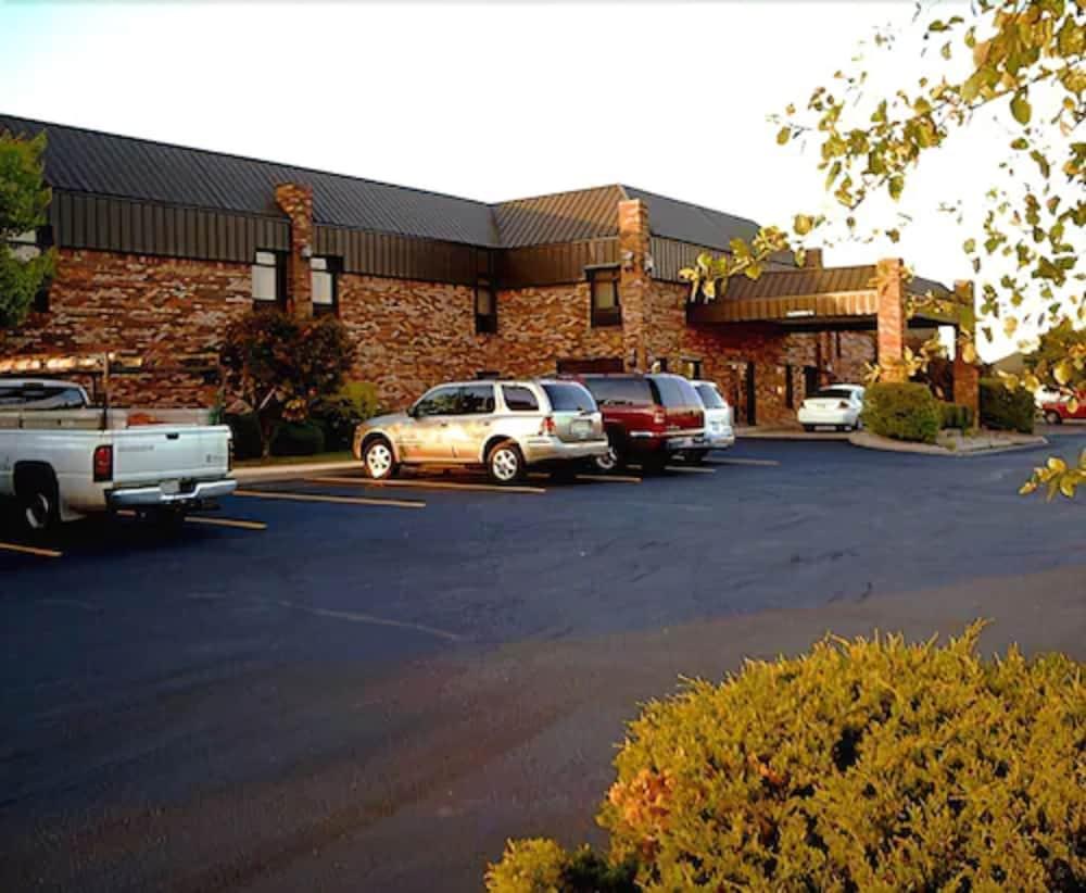 Super 8 By Wyndham Columbia City Экстерьер фото
